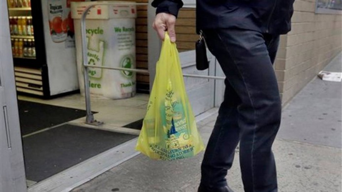 NY impone cargo de 5 centavos por cada bolsa de plÃ¡stico