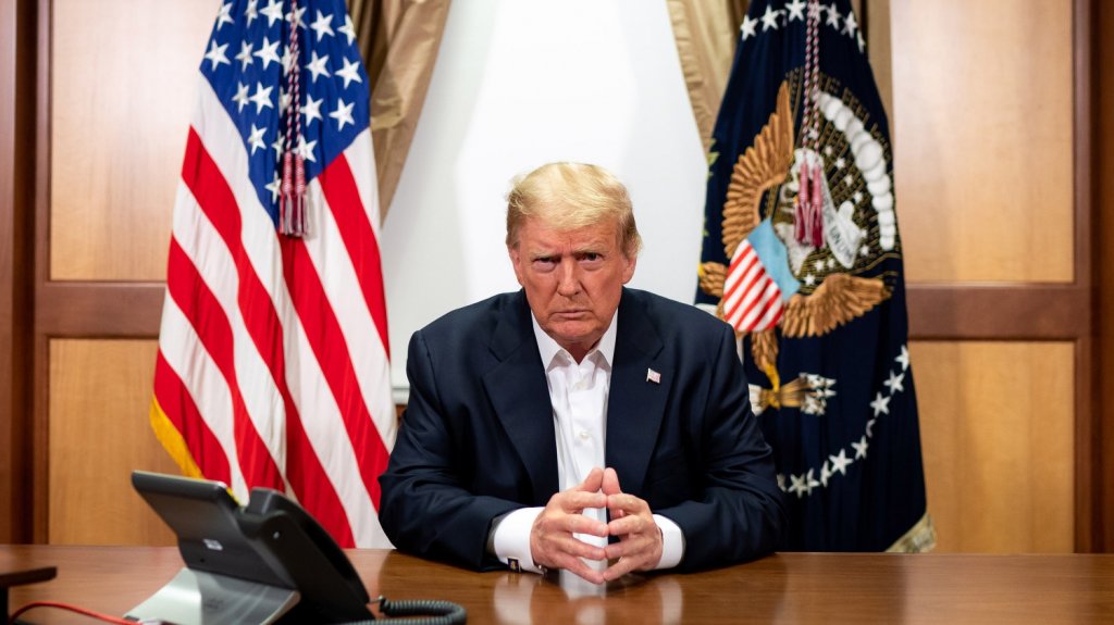  Trump &ldquo;no est&aacute; fuera de peligro&ldquo; pese a salir del hospital, dice su m&eacute;dico 