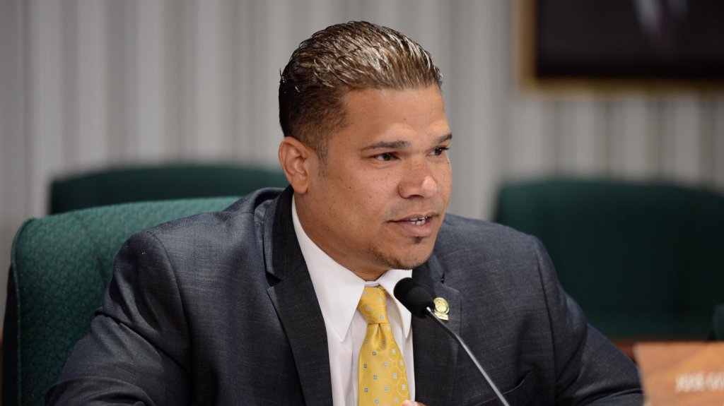  Piden a la AEE y LUMA poner en operaciones la Central Cambalache 