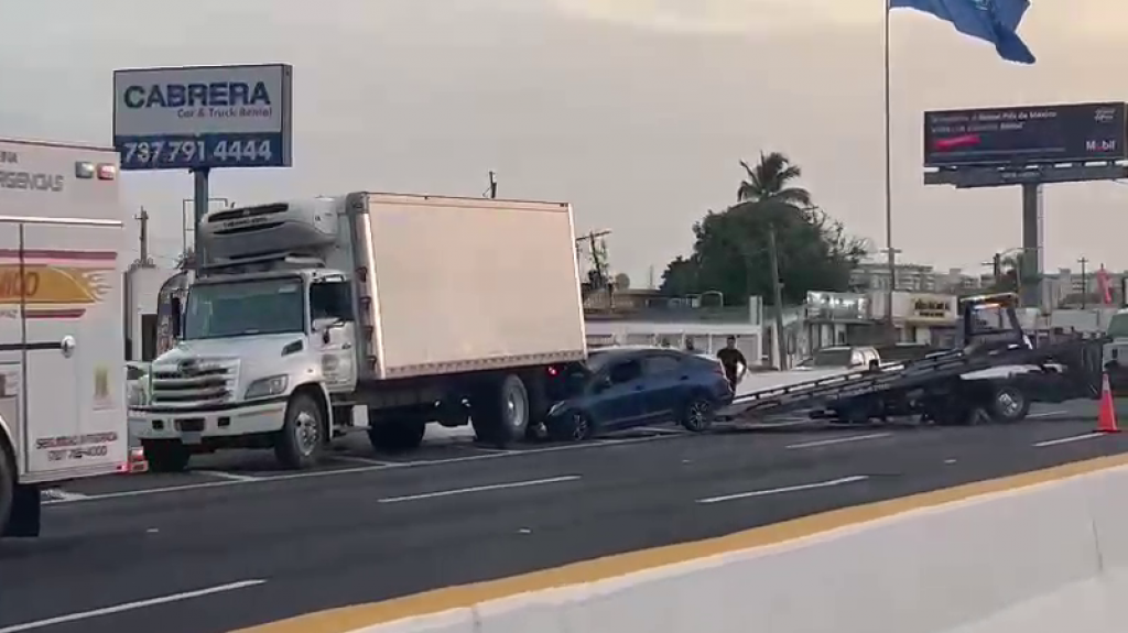  Video:Detenido el transito en la Baldority por accidente 
