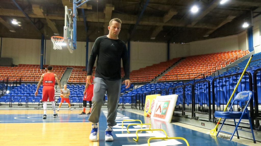  Barea inaugura en Puerto Rico cursos de verano de baloncesto 