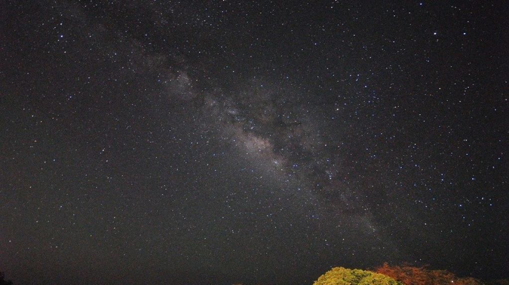  Visible a simple vista el centro de la V&iacute;a L&aacute;ctea 
