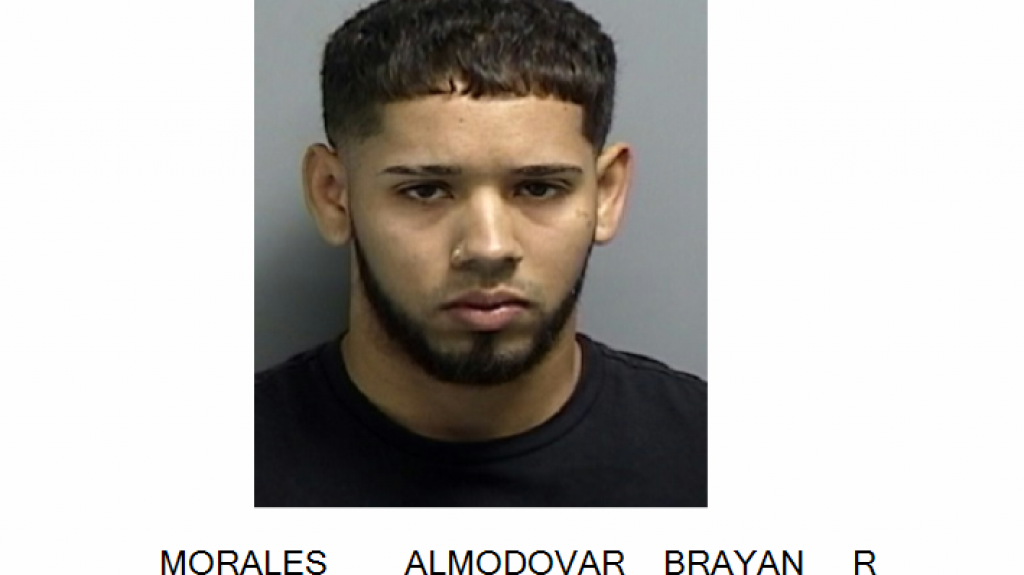  Arrestan a &ldquo;Charlat&aacute;n&rdquo; que amenaz&oacute; a su madre con un cuchillo en Santa Isabel 