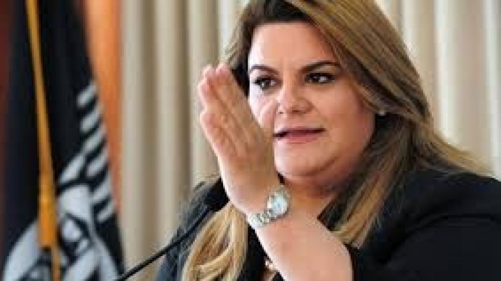  Alcaldes populares le piden a comisionada residente que los ayude con el USACE 