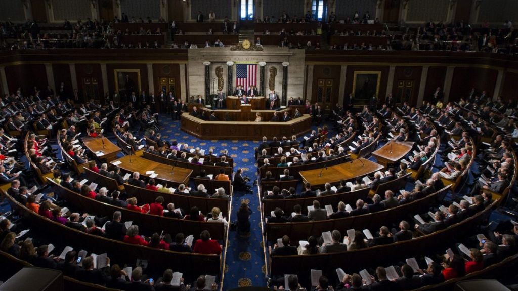  El Senado de EE.UU. aprueba el plan presupuestario para evitar el cierre del Gobierno 