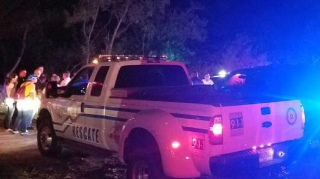  Rescatan sanas y salvas a 11 personas arrastradas por un río en Patillas 