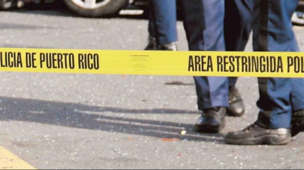  Encuentra a una mujer muerta en el patio de una casa en Vieques 