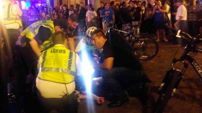 Un muerto, 4 heridos en tiroteo en festival de zombis de Florida