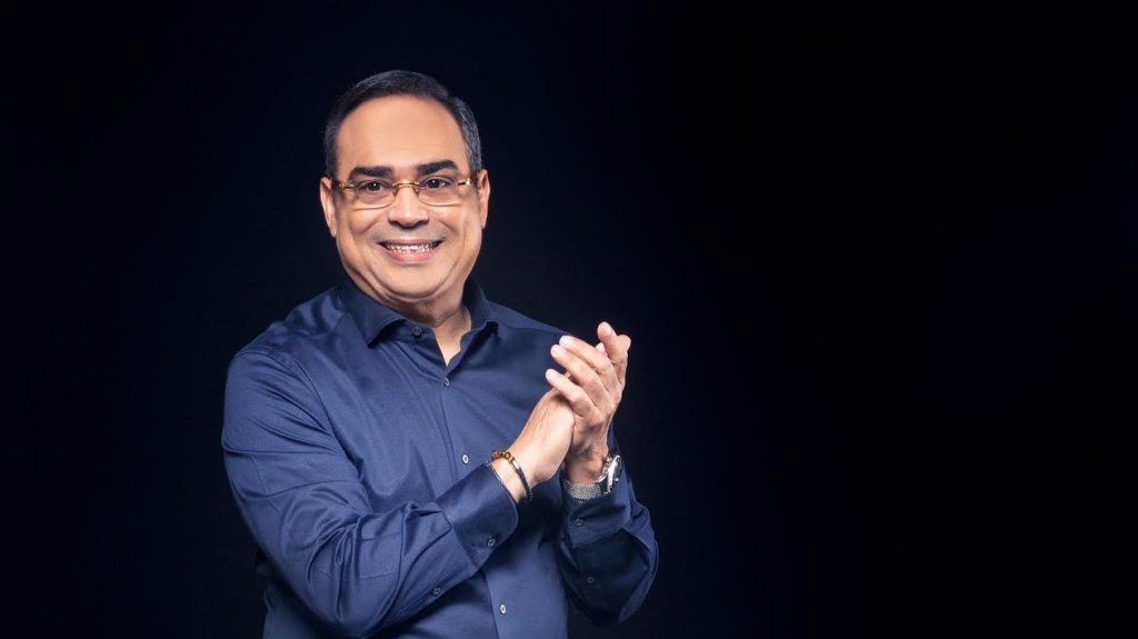  Cantante Gilberto Santa Rosa realizar&aacute; concierto virtual de Navidad 