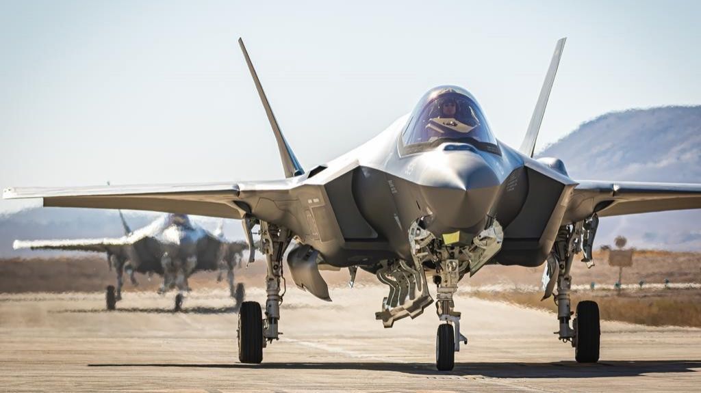  EE.UU. bombardea las posiciones de milicias respaldadas por Ir&aacute;n en respuesta al ataque contra una base que alberga a sus tropas 