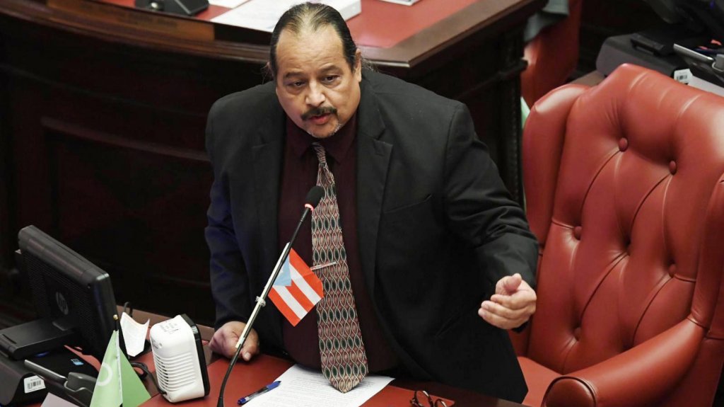  &ldquo;&iquest;Qu&eacute; sucede en el Departamento de Correcci&oacute;n que nadie levanta alarmas sobre las muertes en las c&aacute;rceles?&rdquo;, se pregunta el senador Vargas Vidot 