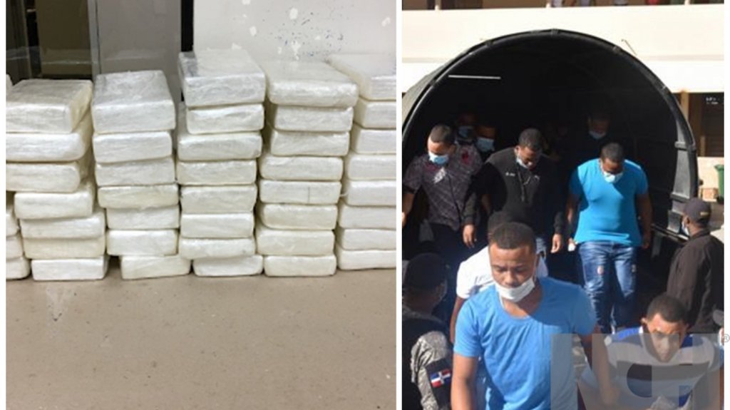 

	


Tribunal ordena un año de prisión preventiva contra 14 policías acusados de sustraer 400 kilos de cocaína que luego los vendieron a unos narcotraficantes


