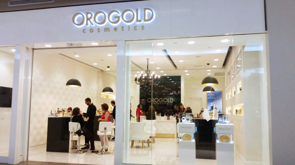  Polic&iacute;a investiga dos querellas de supuesto fraude contra tiendaOro Gold Cosmeticsen Plaza Las Am&eacute;ricas 