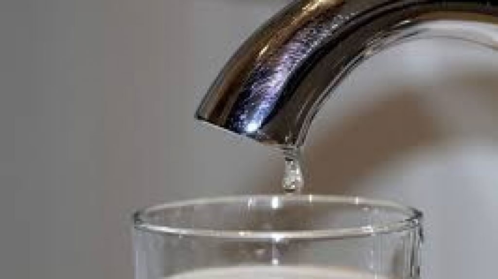  Intermitencia del servicio de agua potable en sectores de Jayuya 