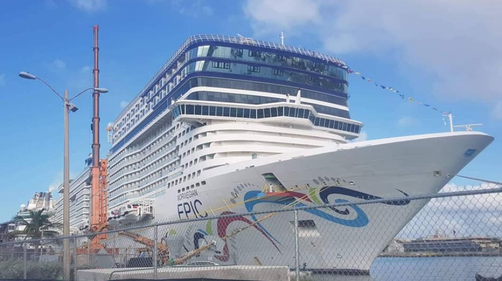 Por primera vez llega a Puerto Rico el crucero Norwegian Cruise Line y llegó con un muerto 