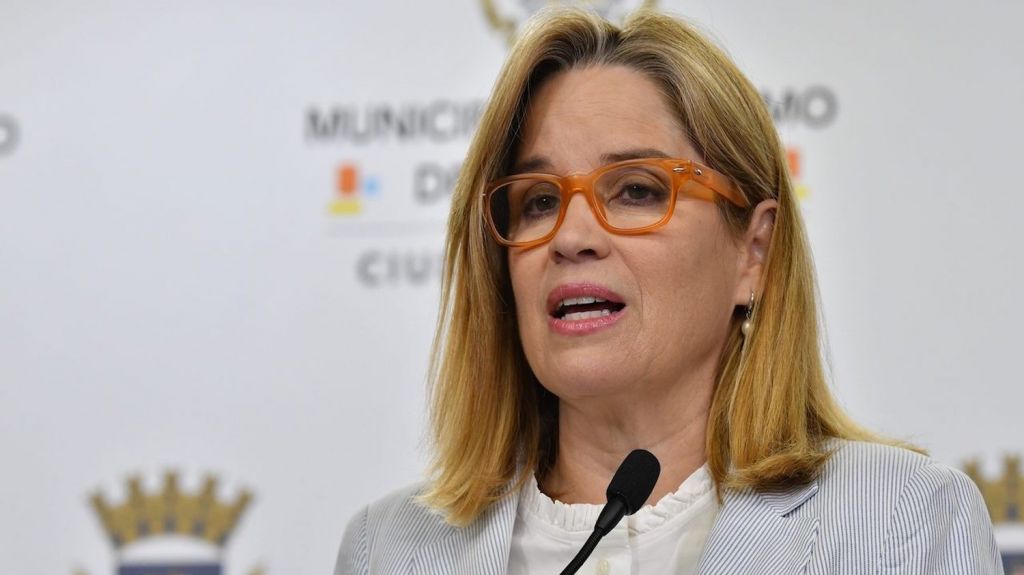  Activa alcaldesa Cruz Soto Centro de Operaciones de San Juan ante el posible paso de la tormenta Karen 