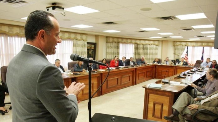 Presentan medidas que irÃ­an en beneficio de los pequeÃ±os y medianos negocios