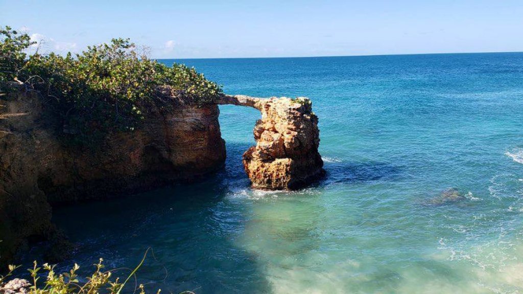  Famoso puente de piedra de Cabo Rojo podr&iacute;a colapsar en cualquier momento debido a sismos 