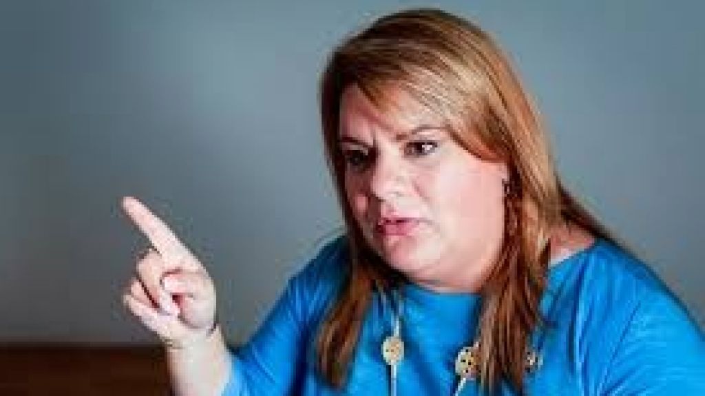  No pasa en la C&aacute;mara federal la prohibici&oacute;n de peleas de gallos comisionada residente defiende la legalidad de este deporte 