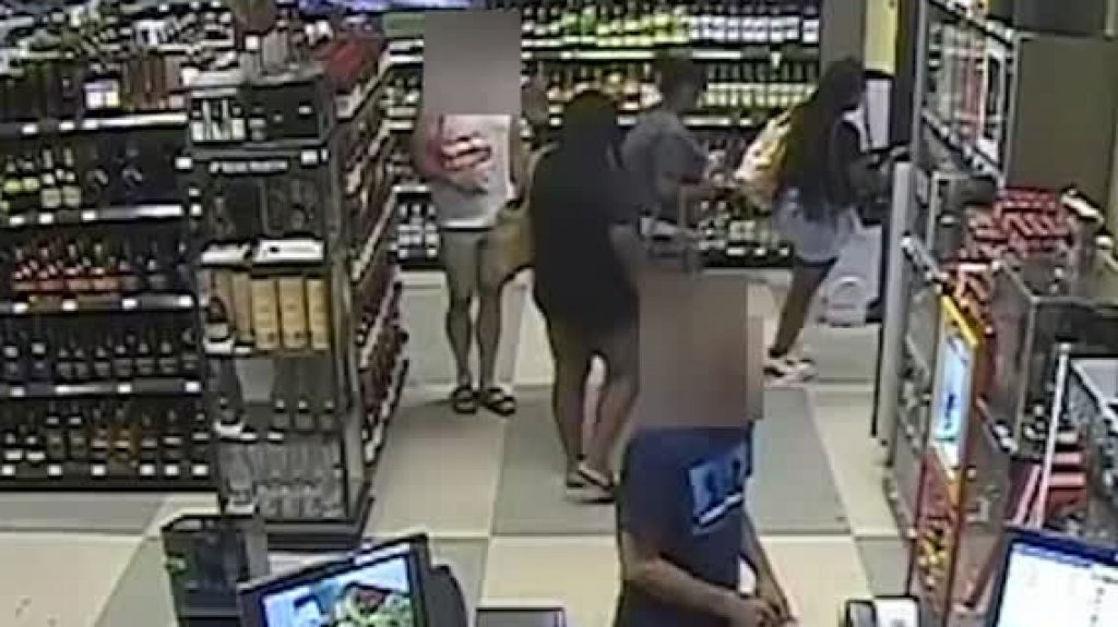  Publica el vídeo de Ta'kiya Young mujer embarazada robando alcohol, que murió al intentar atropellar un policía en Ohio 