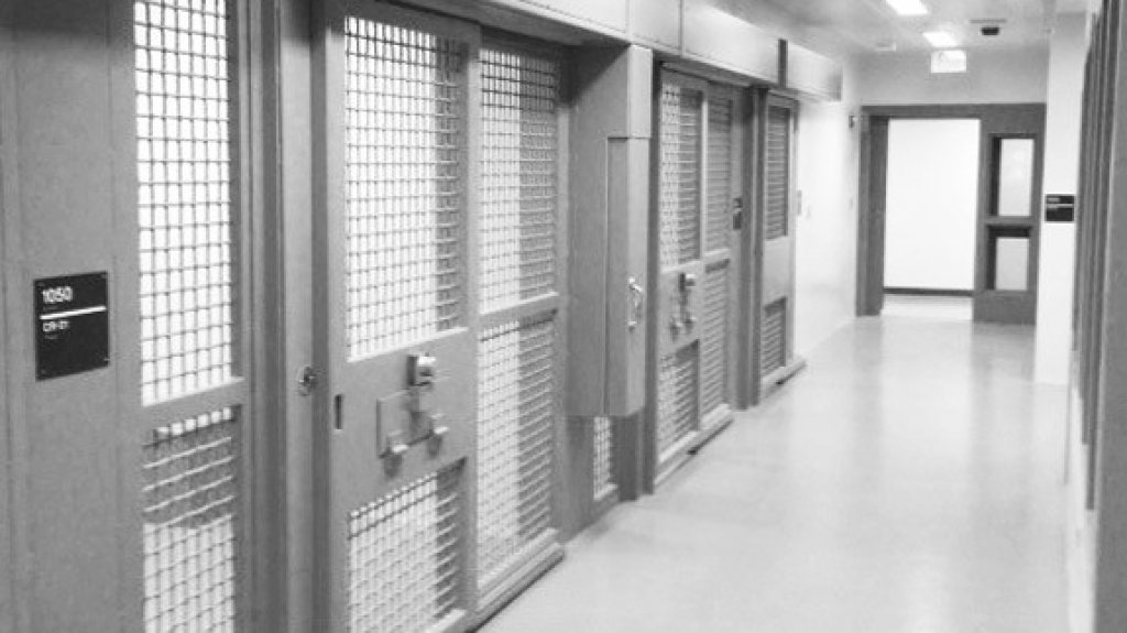  Departamento de Correcci&oacute;n reanudar&aacute; en agosto las visitas de contacto a reclusos 