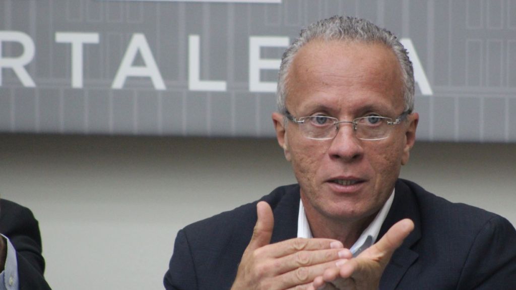  Rolando Ortiz alega gobierno de Rossell&oacute; debilita a los municipios 