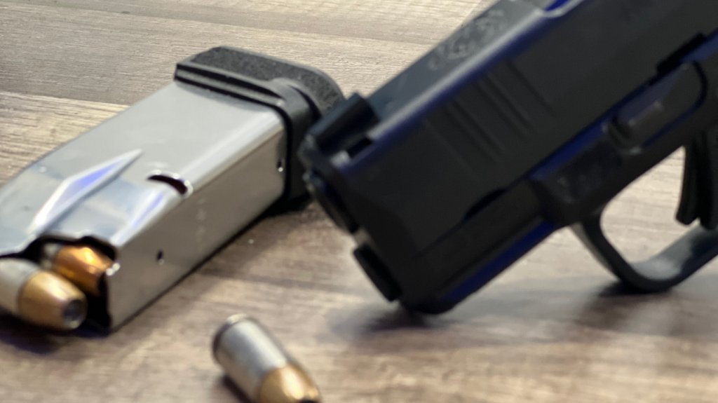  Se le dispara su arma al intentar limpiarla en Ponce 