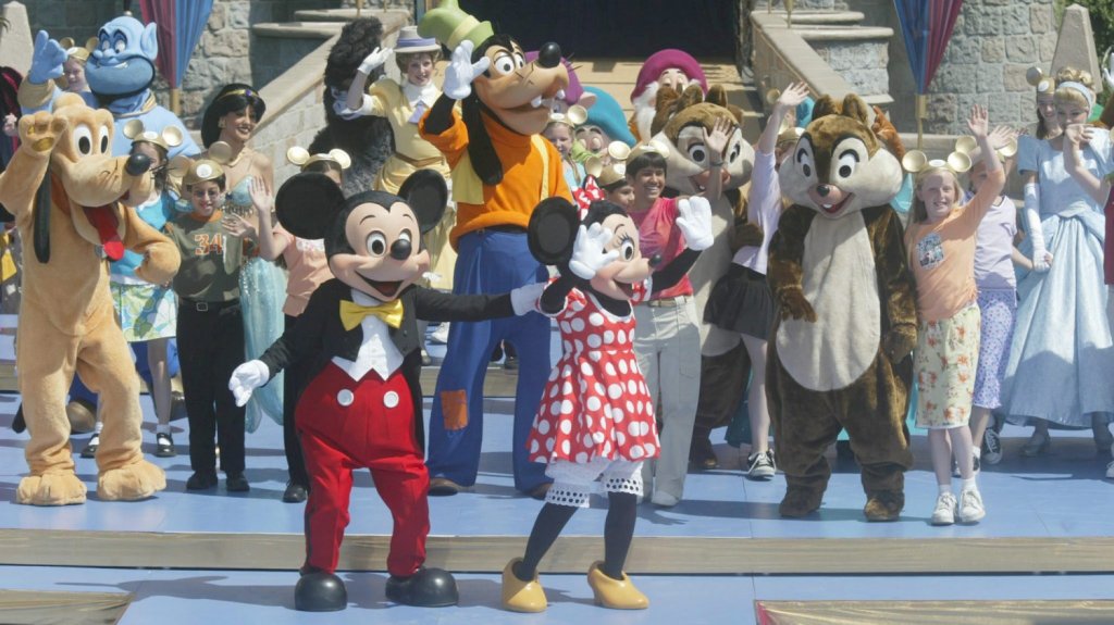  Disneyland no abrir&aacute; en California hasta 2021 