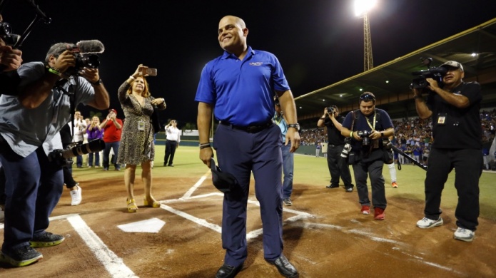 Liga BÃ©isbol felicita a IvÃ¡n RodrÃ­guez por ingreso a SalÃ³n de la Fama