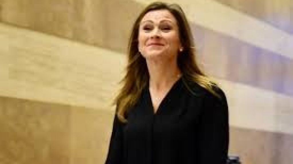  Keleher niega intenci&oacute;n despidos maestros y alega m&aacute;s de 200 mil estudiantes se matricularon en l&iacute;nea 