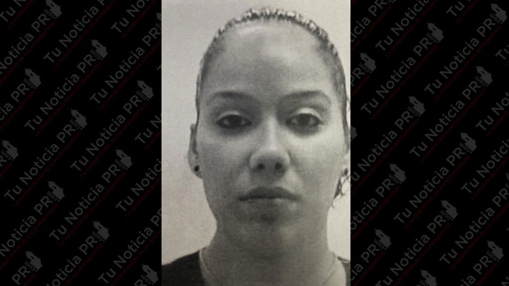  Polic&iacute;a Busca esta mujer por robar en Home Depot de Hatillo 
