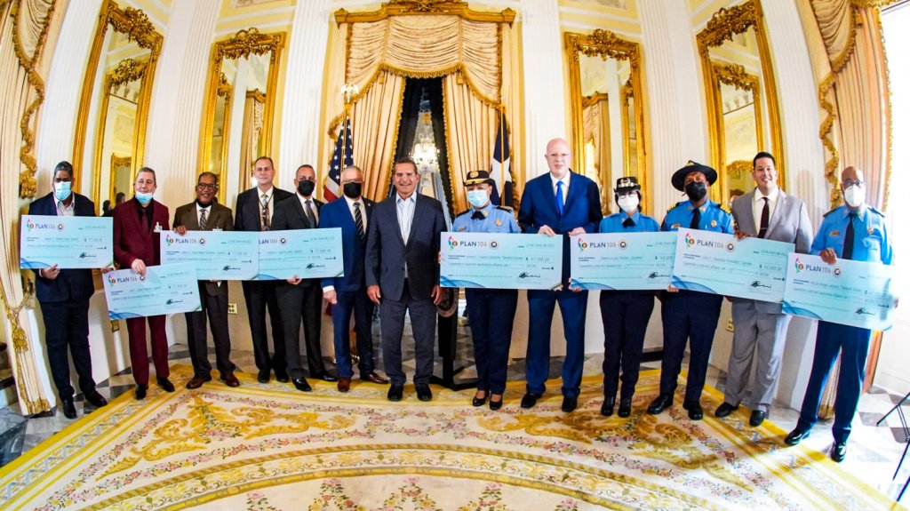  Gobernador anuncia implementaci&oacute;n del Plan de Retiro Mejorado para Polic&iacute;as de las Leyes 447 y 1 