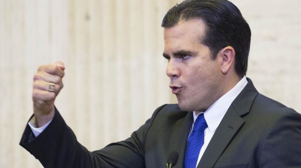  Gobernador exige a miembros Junta AEE que ajusten salario a director ejecutivo o que renuncien 