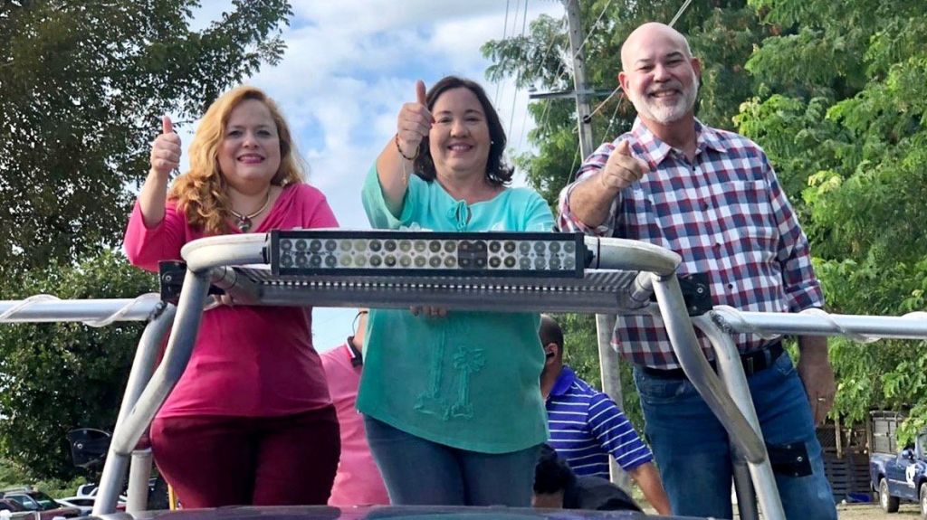  Legisladores del PNP llevan parranda navide&ntilde;a a sectores de Mayag&uuml;ez 