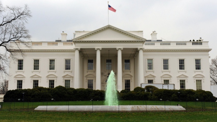 Tras asesinato de dos periodistas, la Casa Blanca pide al Congreso que legisle sobre armas