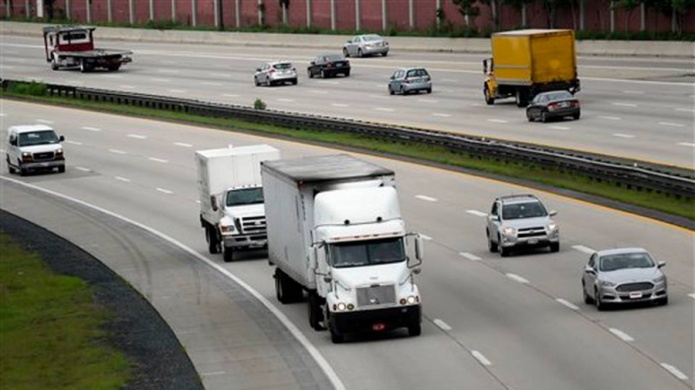 EEUU propone nuevas normas de emisiones para camiones