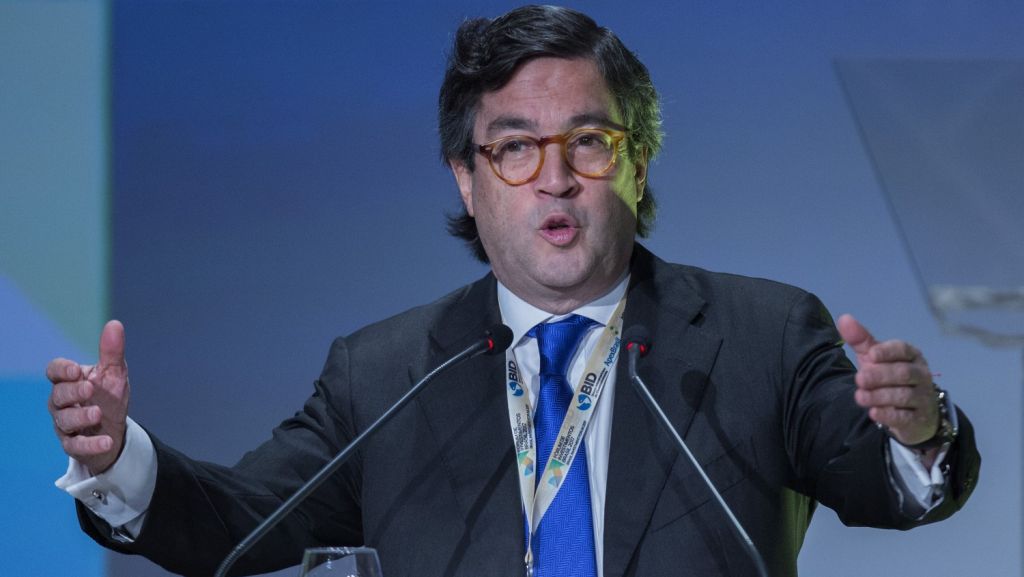  El BID otorga 400 millones a R. Dominicana para mejorar eficiencia el&eacute;ctrica 