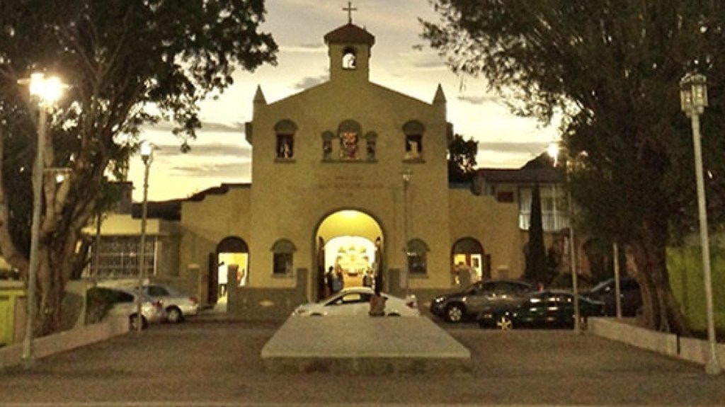  Tiembla de nuevo la tierra en medio de la misa en la plaza p&uacute;blica de Gu&aacute;nica 