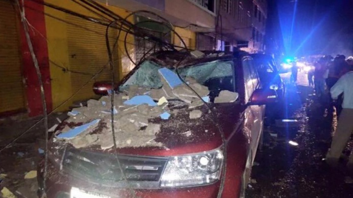 Terremoto de magnitud 7,8 causa pÃ¡nico y deja al menos 28 muertos en Ecuador