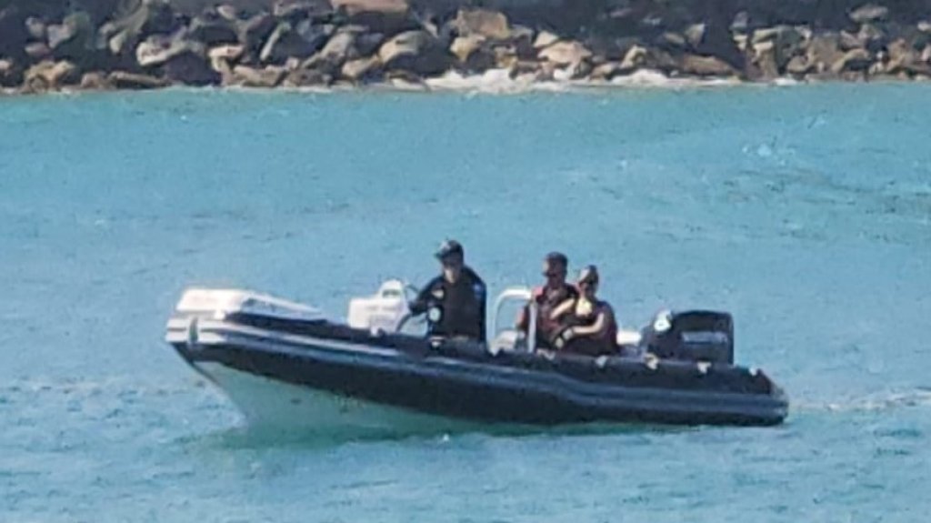  Unidad Mar&iacute;tima de la Polic&iacute;a Municipal de San Juan rescata a turista arrastrada por la corriente en playa de Condado 