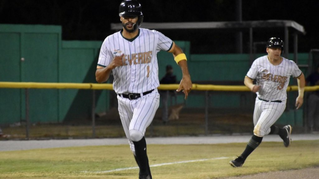  Maunabo logra su tercera victoria en línea ante los Grises de Humacao 