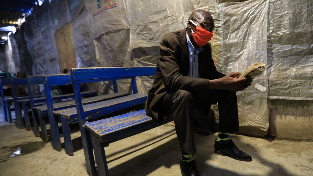  Kenia castigar&aacute; con c&aacute;rcel a quien no lleve mascarilla en lugares p&uacute;blicos 