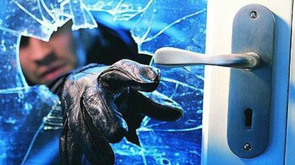  Escalan iglesia en Camuy y se llevan grabadora del sistema de seguridad 