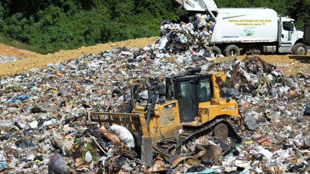  Presentan resoluci&oacute;n que busca que municipios accedan a fondos federales para atender situaci&oacute;n en vertederos 