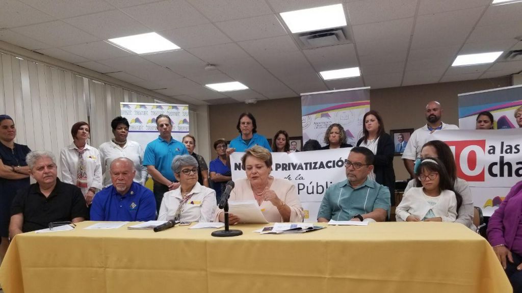  Presidenta AMPR dice "ir&aacute;n hasta las &uacute;ltimas consecuencias contra Escuelas Charter"&nbsp; 