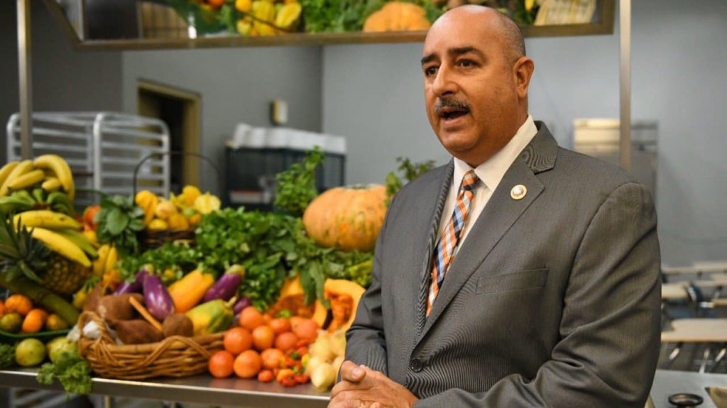  Departamento de Agricultura anuncia incentivos para ayudar el sector cun&iacute;cola de la Isla 