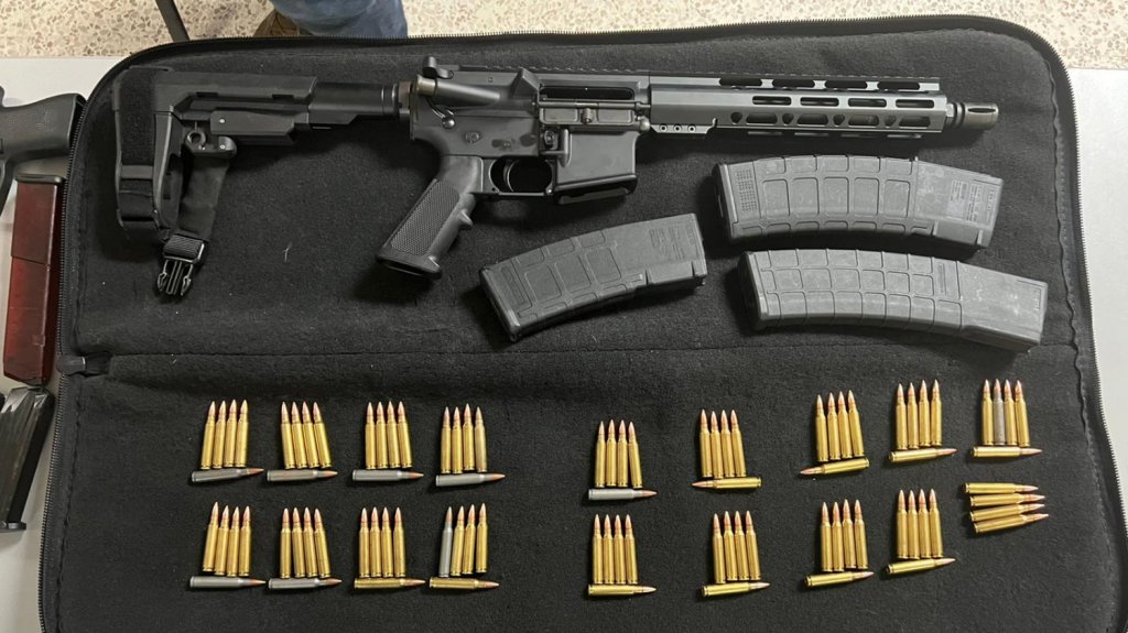  Agentes de Drogas Metro ocupan armas y sustancias controladas tras registro a veh&iacute;culo en San Juan 
