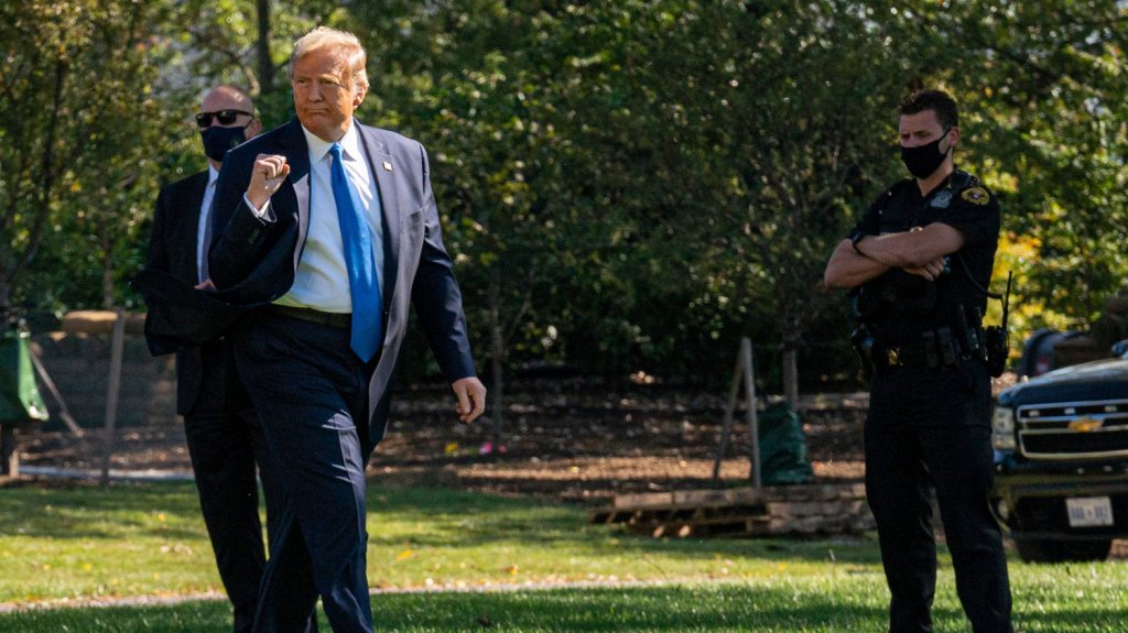  Trump insin&uacute;a que teme perder las elecciones al comenzar una gira de campa&ntilde;a 