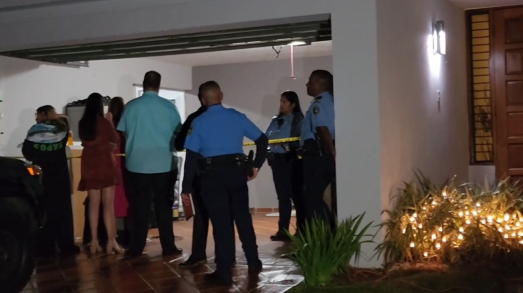  Video: Identifican a hombre de Trujillo Alto que recibi&oacute; el a&ntilde;o matando a su esposa y peg&aacute;ndose un tiro 