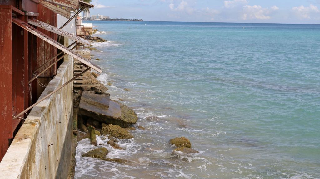  Urgen a agencias estatales y federales acciones apremiantes para mitigar la erosi&oacute;n costera 